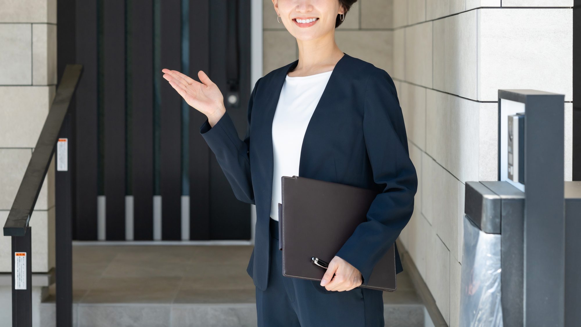 採用情報